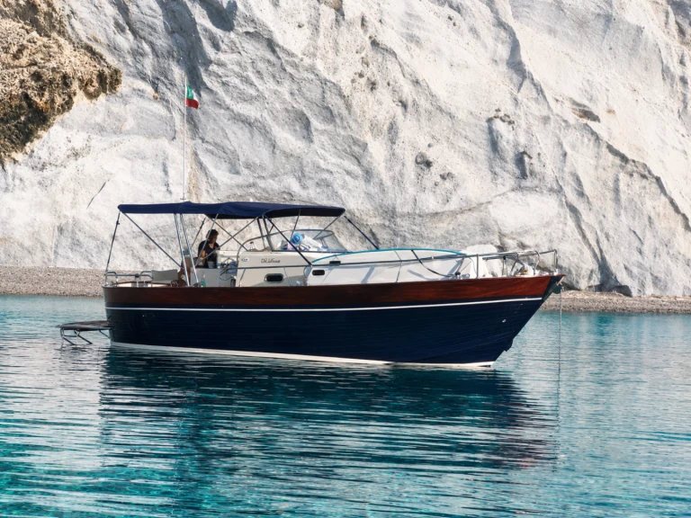 Yacht hire Amalfi cheap 9 Alfa