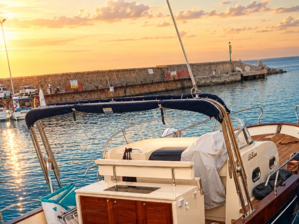 Motorboat hire in Amalfi - Di luccia 9 Alfa