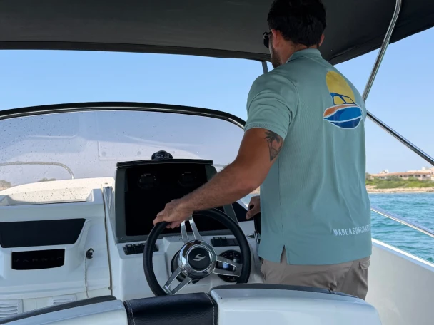 Yacht hire s'Estanyol de Migjorn cheap BMA X199