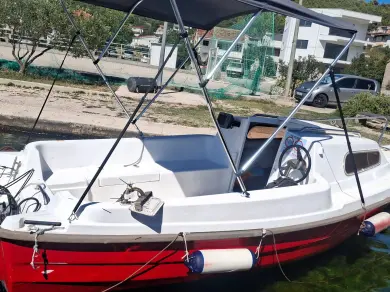 Yacht hire Poljica cheap 500
