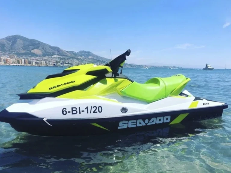 Yacht hire Canet-en-Roussillon cheap GTI