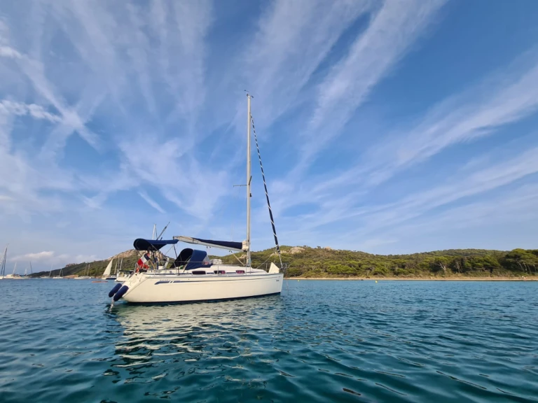 Sailboat hire in Port Pin Rolland - Bavaria Bavaria 30 Cruiser