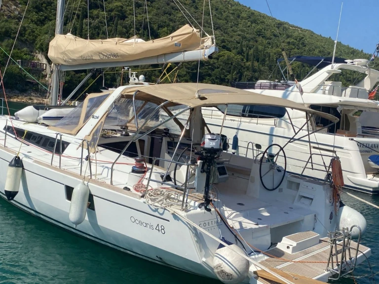 Hire Sailboat with or without skipper Bénéteau Puerto Banús