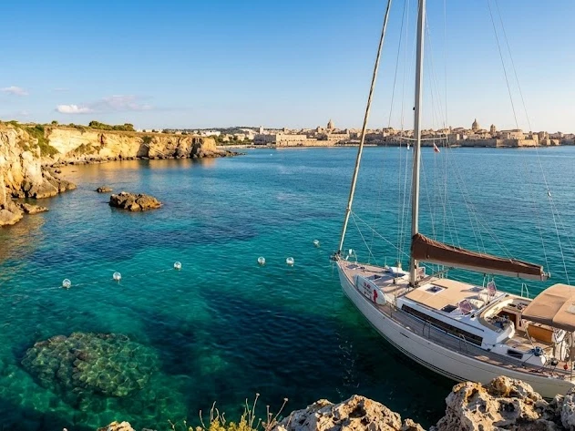 Yacht hire Siracusa cheap Dofour 485