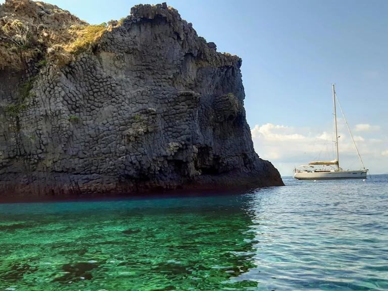 Sailboat hire in Siracusa - dofour Dofour 485