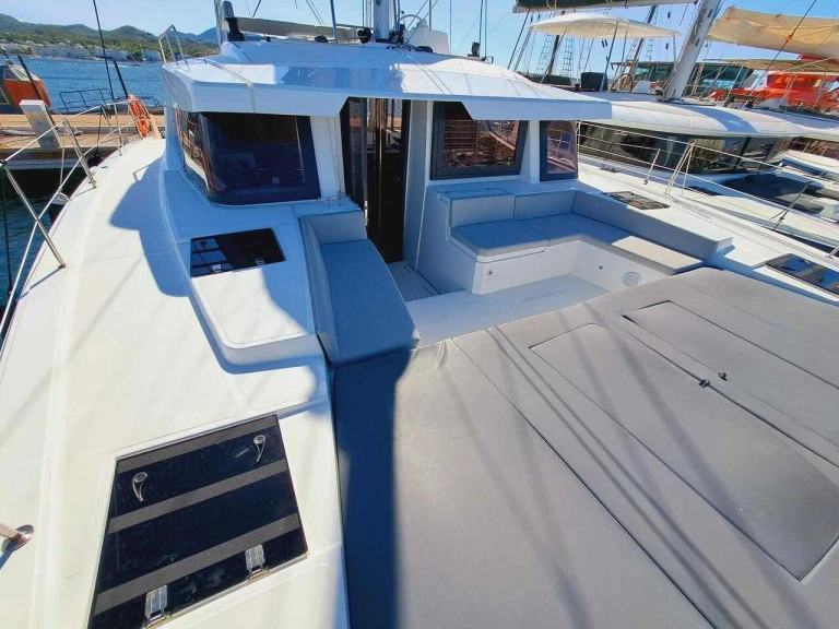 Yacht charter Le Marin - Bali Bali 4.6 on SamBoat