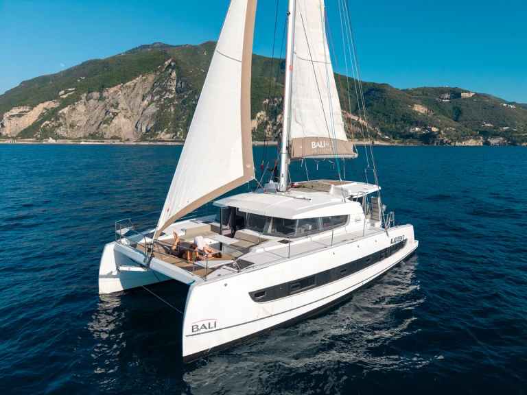 Yacht charter Castellammare di Stabia - Bali Bali 4.2 on SamBoat