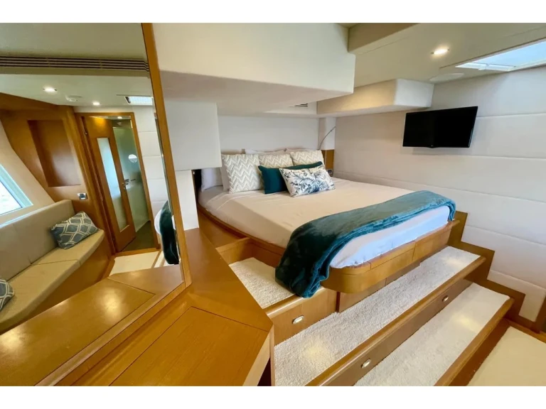 Catamaran to hire Port d'Andratx at the best price
