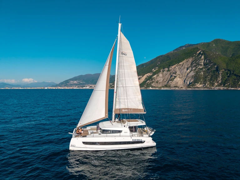Yacht charter Castellammare di Stabia - Bali Bali 4.2 on SamBoat