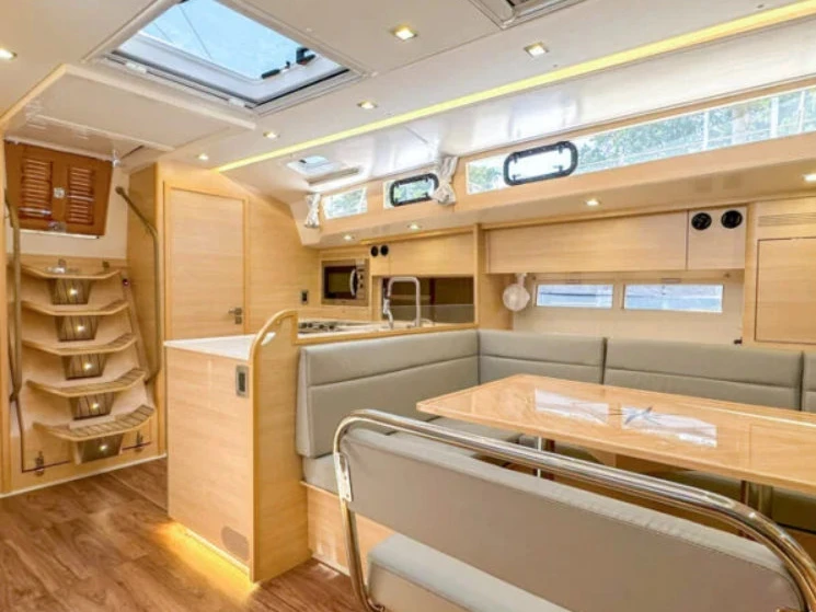 Hire Sailboat with or without skipper Delta Yacht Paraty