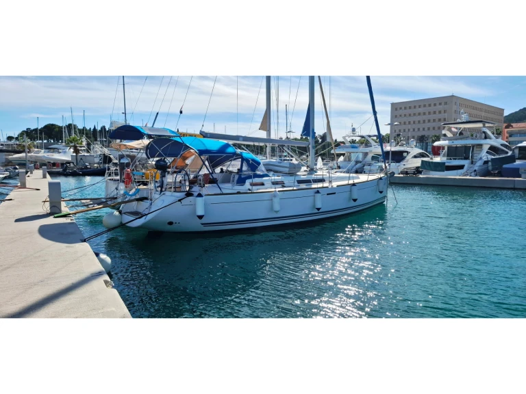 Yacht charter Split - Dufour Dufour 455 Grand Large on SamBoat