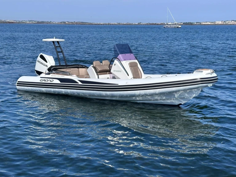 RIB hire in Mèze - Grand Boats GOLDEN LINE 680