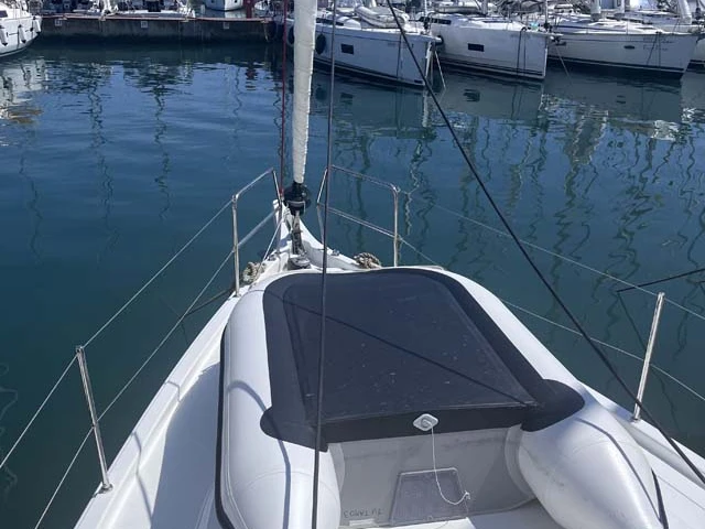 Sailboat hire in Trogir - Jeanneau Sun Odyssey 410