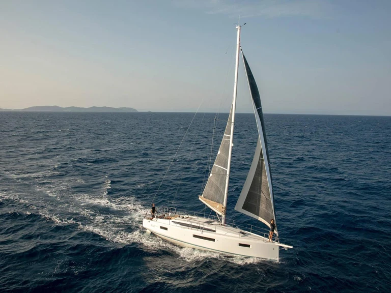 Sailboat hire in Gouvia - Jeanneau Sun Odyssey 410