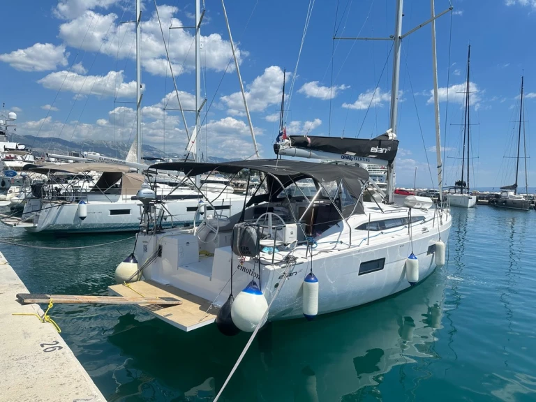 Charter a Elan Impression 45 in Split on Samboat