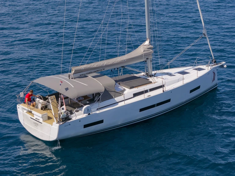 Charter a Hanse Hanse 510 in Kaštela on Samboat