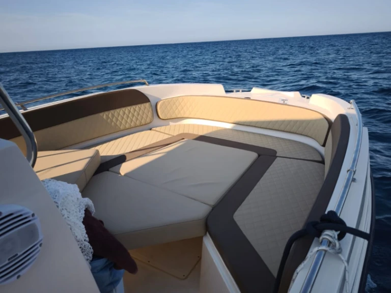 Hire Motorboat with or without skipper Nireus Saint Paul's Bay