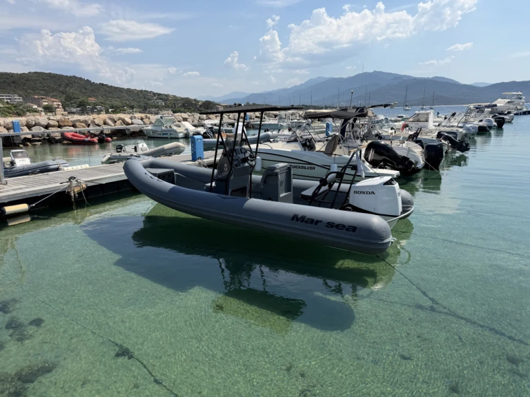 Hire a MAR SEA FISHER 680 Porto Pollo