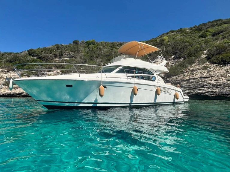 Charter a Jeanneau Prestige 42 in Bonifacio on Samboat