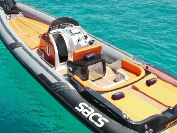 Charter a Sacs Stratos 42 in Spain on Samboat