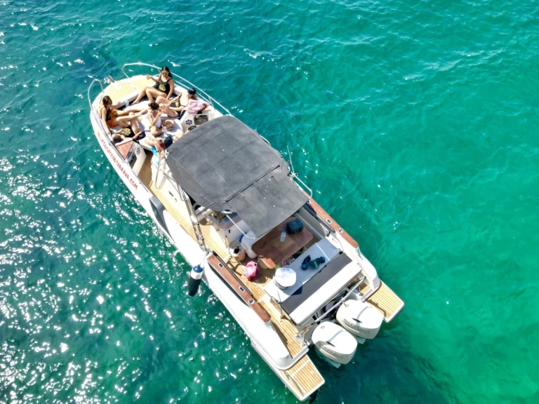 Bénéteau Flyer 8.8 SPACEdeck charter bareboat or skippered in  Tossa de Mar