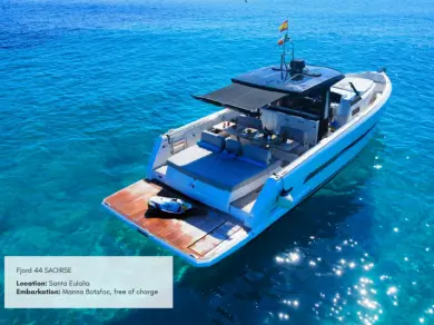 Motorboat hire in Santa Eulària des Riu - Fjord Fjord 44 Open