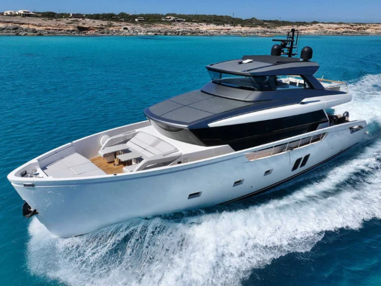 Yacht charter Ibiza Town - San Lorenzo SX76 on SamBoat