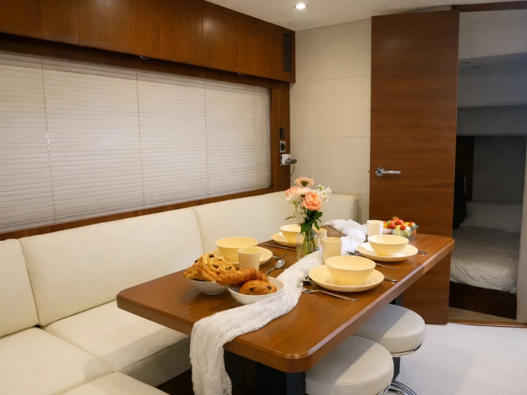 Luxury Yacht hire in Juan-les-Pins - Azimut Azimut 55 Fly