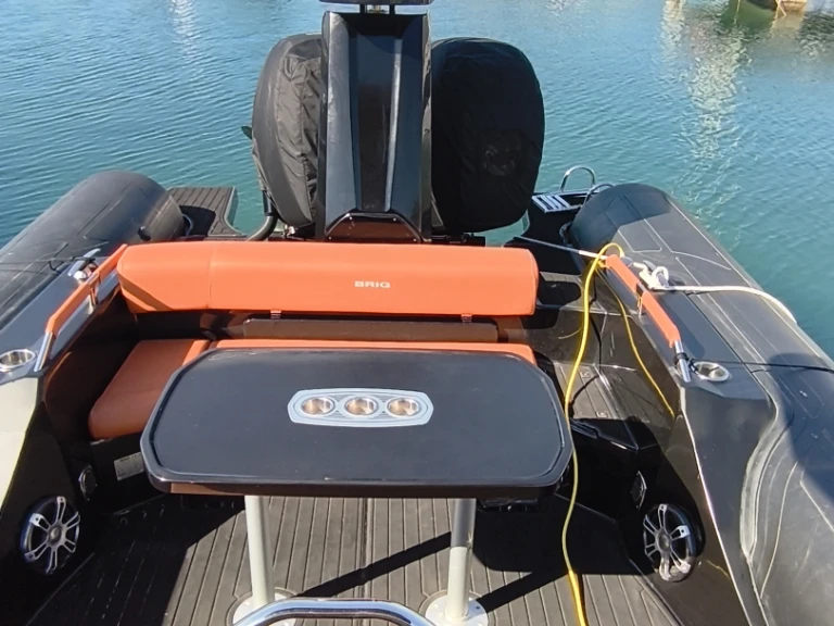 Charter a Brig Eagle 10 in La Napoule on Samboat