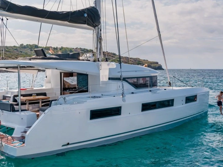 Catamaran to hire Ibiza Town at the best price