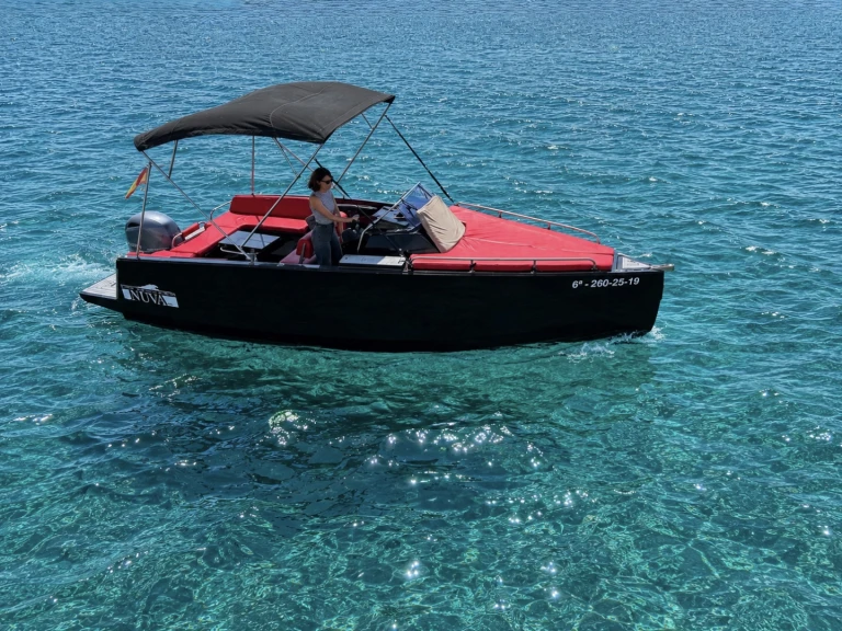 Motorboat hire in Alicante - Nuva Yatchs M6 Cabin