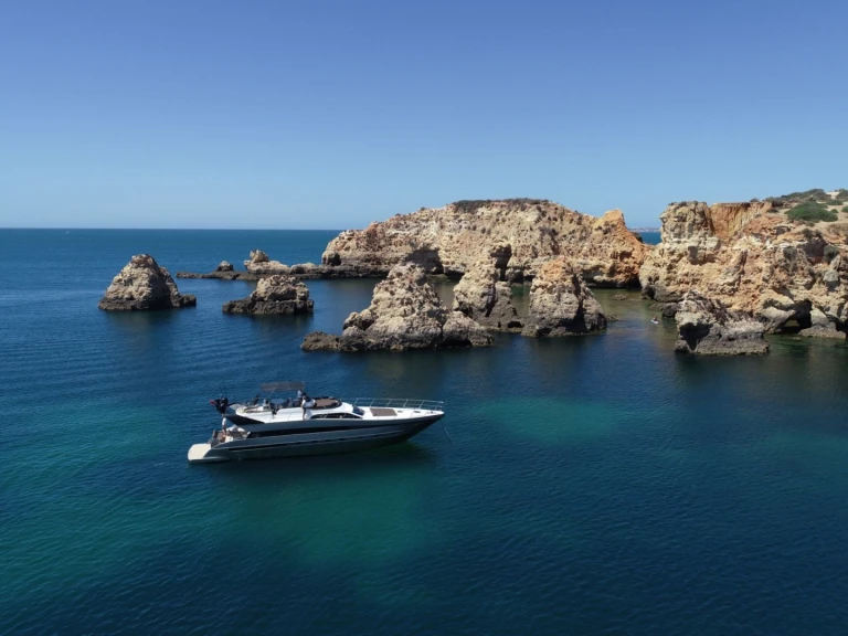 Yacht hire Villefranche-sur-Mer cheap conam 60