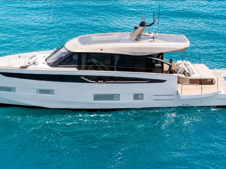 Luxury Yacht to hire Ibiza Town at the best price
