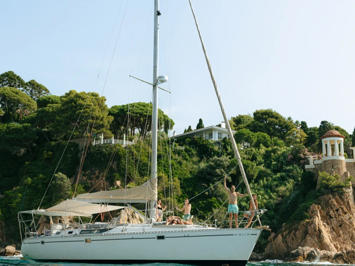 Bénéteau Oceanis 500 charter bareboat or skippered in  Port de Blanes
