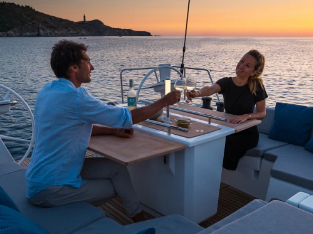 Hire Sailboat Bénéteau with a boat licence
