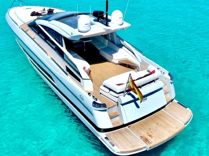 Hire Luxury Yacht with or without skipper Baia Ibiza Town