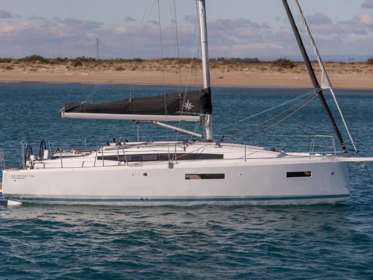Hire a Jeanneau Sun Odyssey 380 Hyères