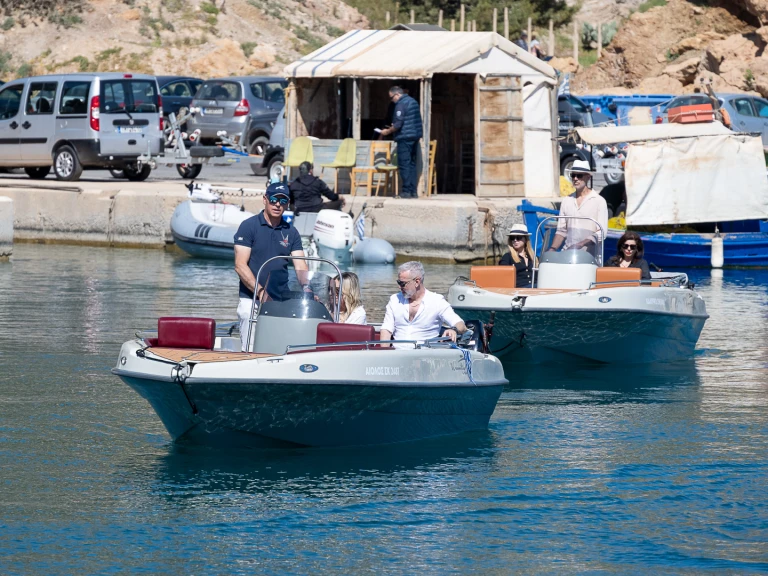 Hire Motorboat with or without skipper Nireus Pantanassa