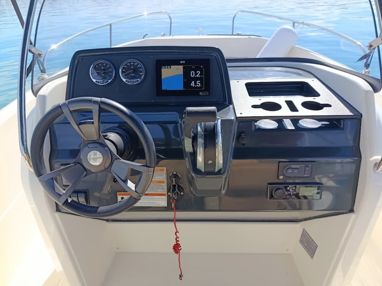 Hire Motorboat with or without skipper Quicksilver SCT Marina Trogir