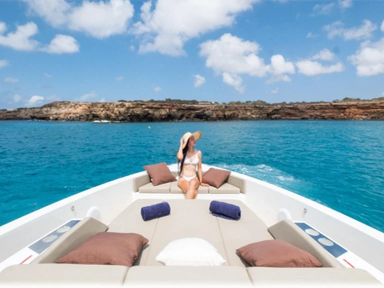 Charter a De Anton  io Yacht s D42 Open in Ibiza Town on Samboat