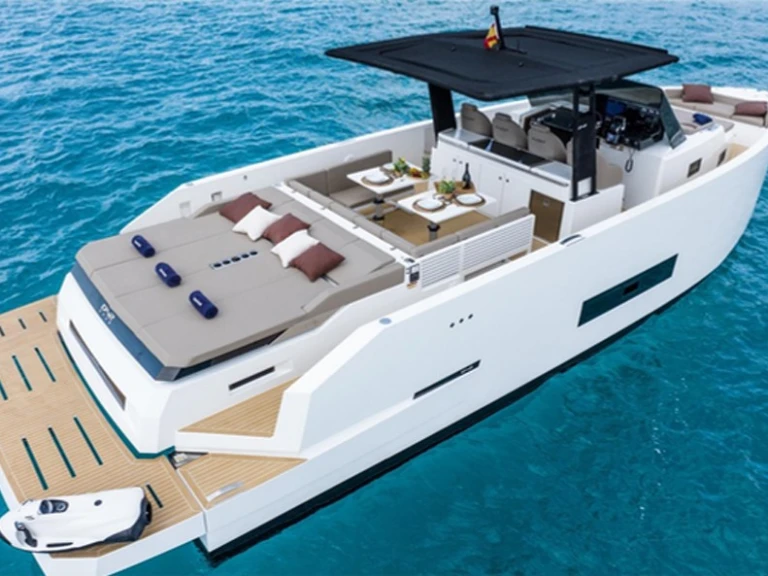 Yacht charter Ibiza Town - De Anton  io Yacht s D42 Open on SamBoat