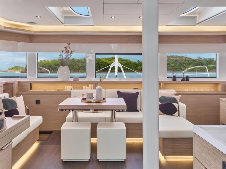 Yacht charter Eden Island - Lagoon Lagoon 55 on SamBoat
