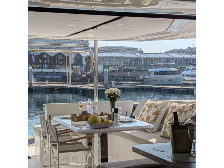 Catamaran to hire Zanzibar at the best price