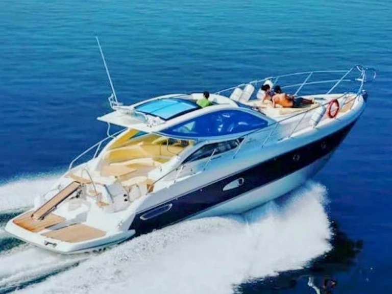 Hire a Cranchi Mediterranee 43 Herceg Novi