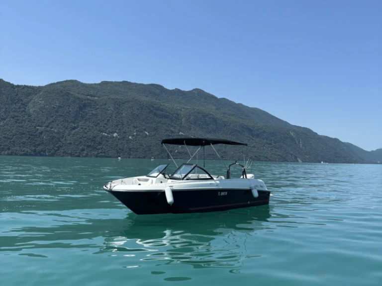 Motorboat to hire Aix-les-Bains at the best price