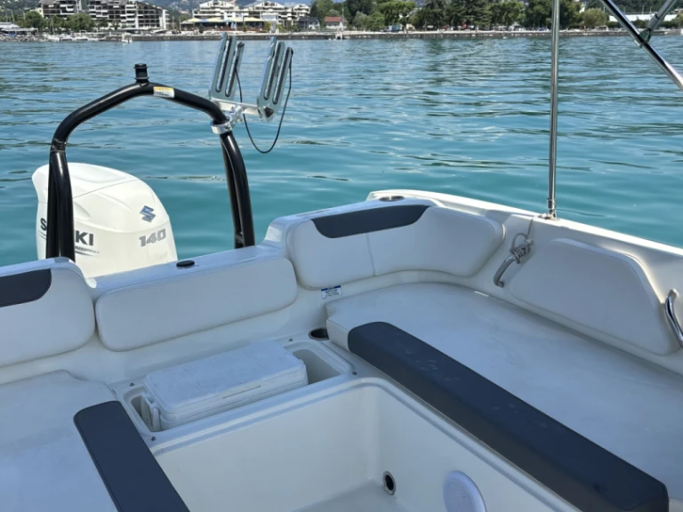 Bayliner Element E7 charter bareboat or skippered in  Aix-les-Bains