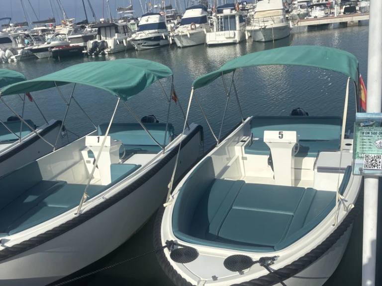 Yacht charter Cambrils - Polyester Yacht Tifón 500 on SamBoat