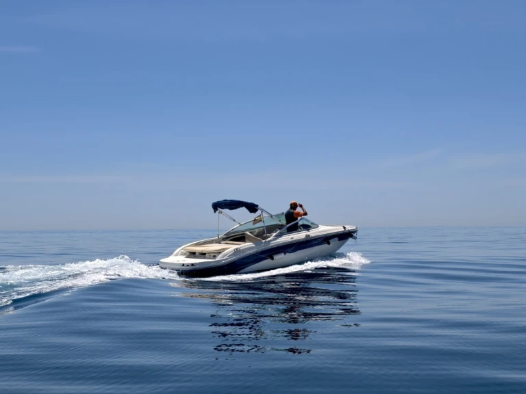 Yacht hire Marbella cheap Sea Ray 200 Select