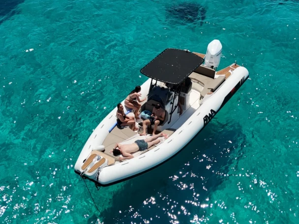Hire a Bwa Bwa 29 Premium Port of Cannigione