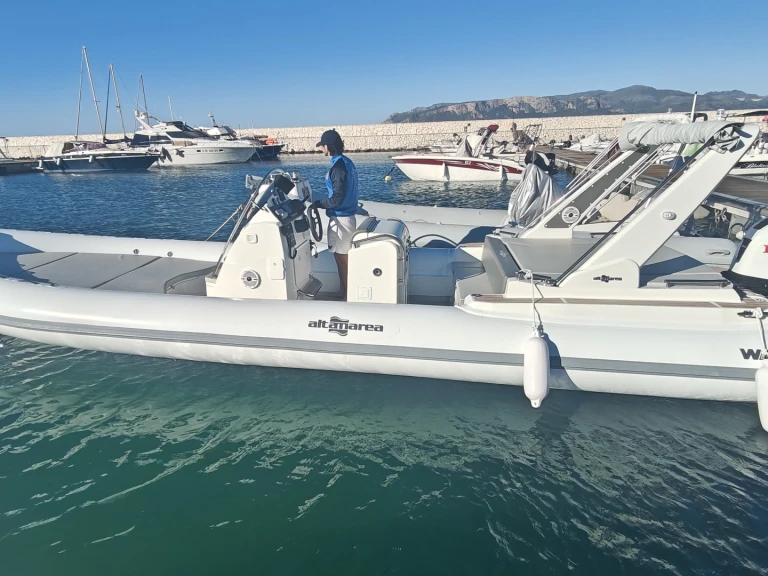 Charter a Altamarea Wave 27 in Balestrate on Samboat